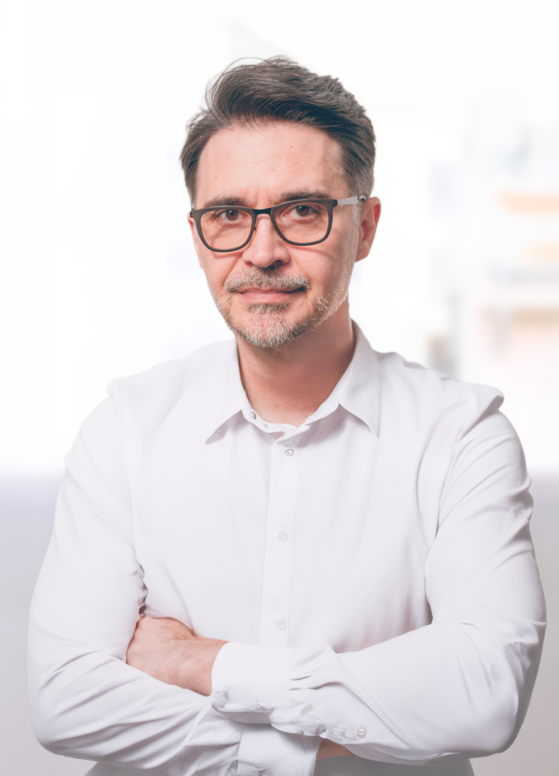 28_Tall_Razvan Dumitrescu